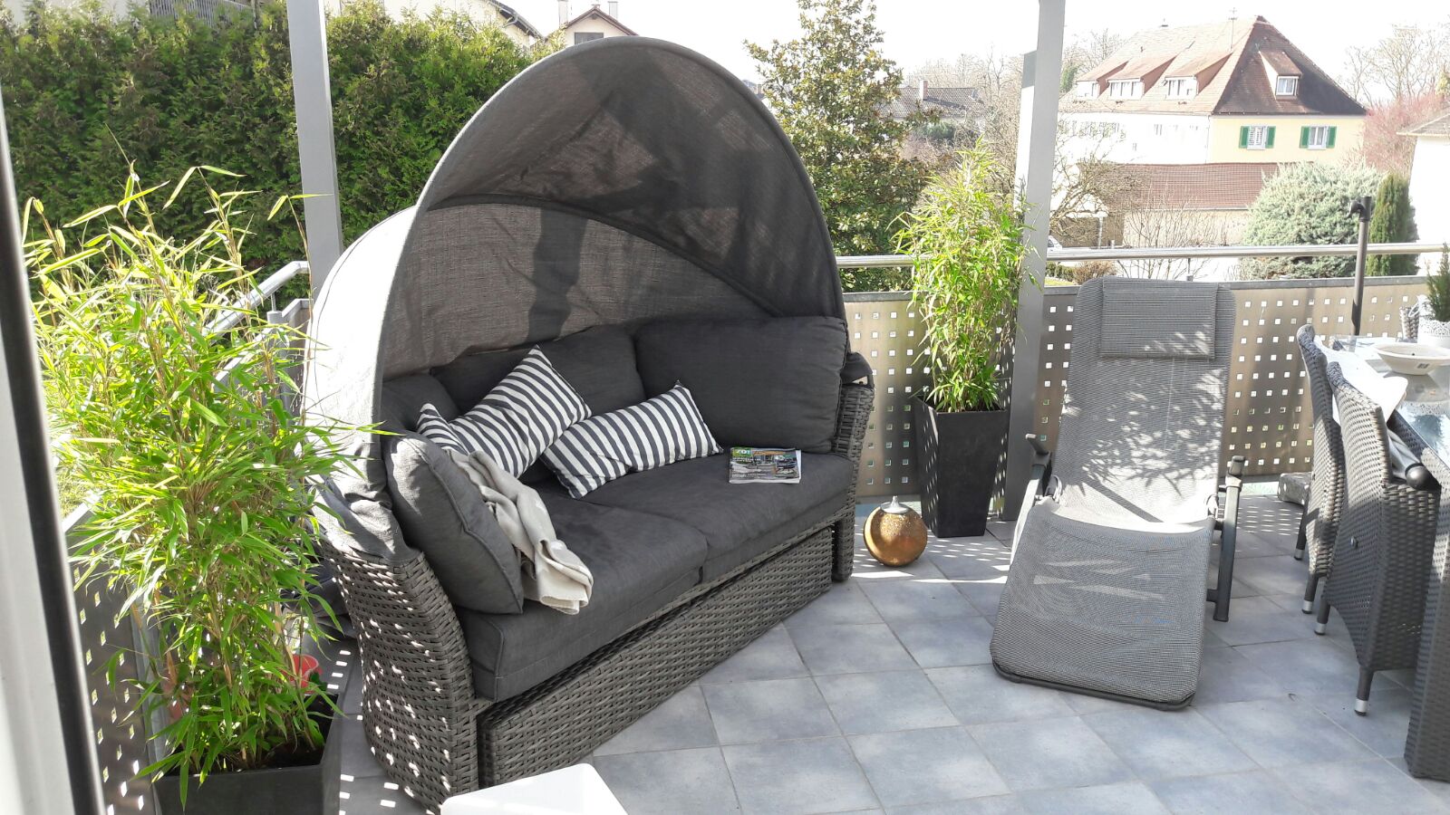 *Einziehen und Wohlfühlen* sehr schöne 4,5-Zimmer Wohnung mit Garten in Bad Bellingen - Photo 1